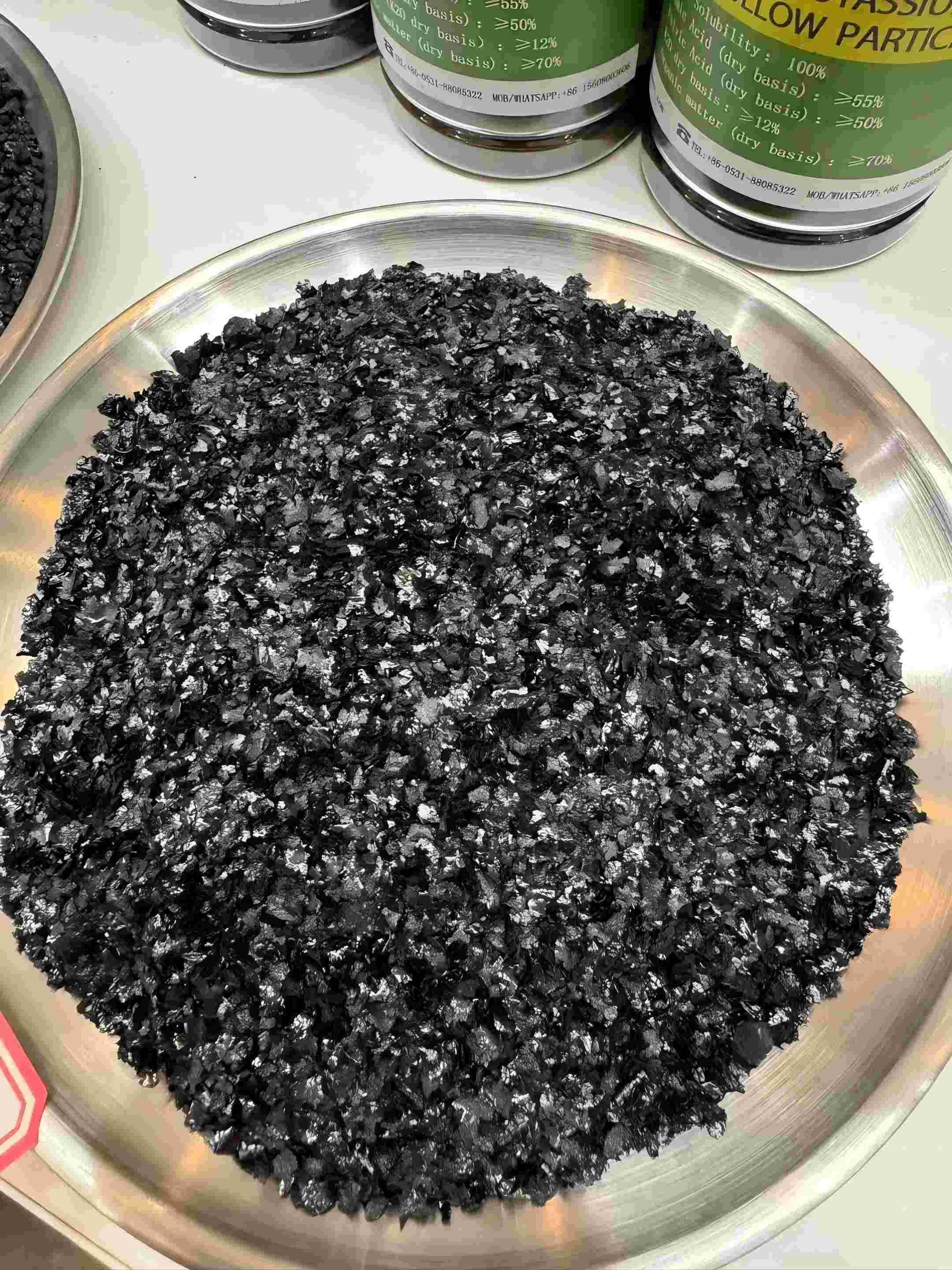 Grande remise Fournisseurs de flocons d'humate de sodium Supply.jpg